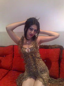 Anna Bernadina Curvy Girl